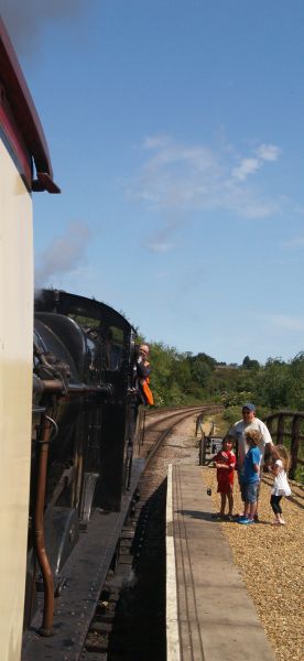 44422 Steam Locomotive LMS 4422 Class 4F 0-6-0 Big Goods engine images ...