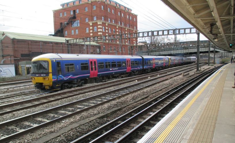 Class 165 NETWORK TURBO BREL diesel multiple units DMU images photos ...